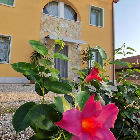 B&B Fiore Ganfardine Exteriér fotografie